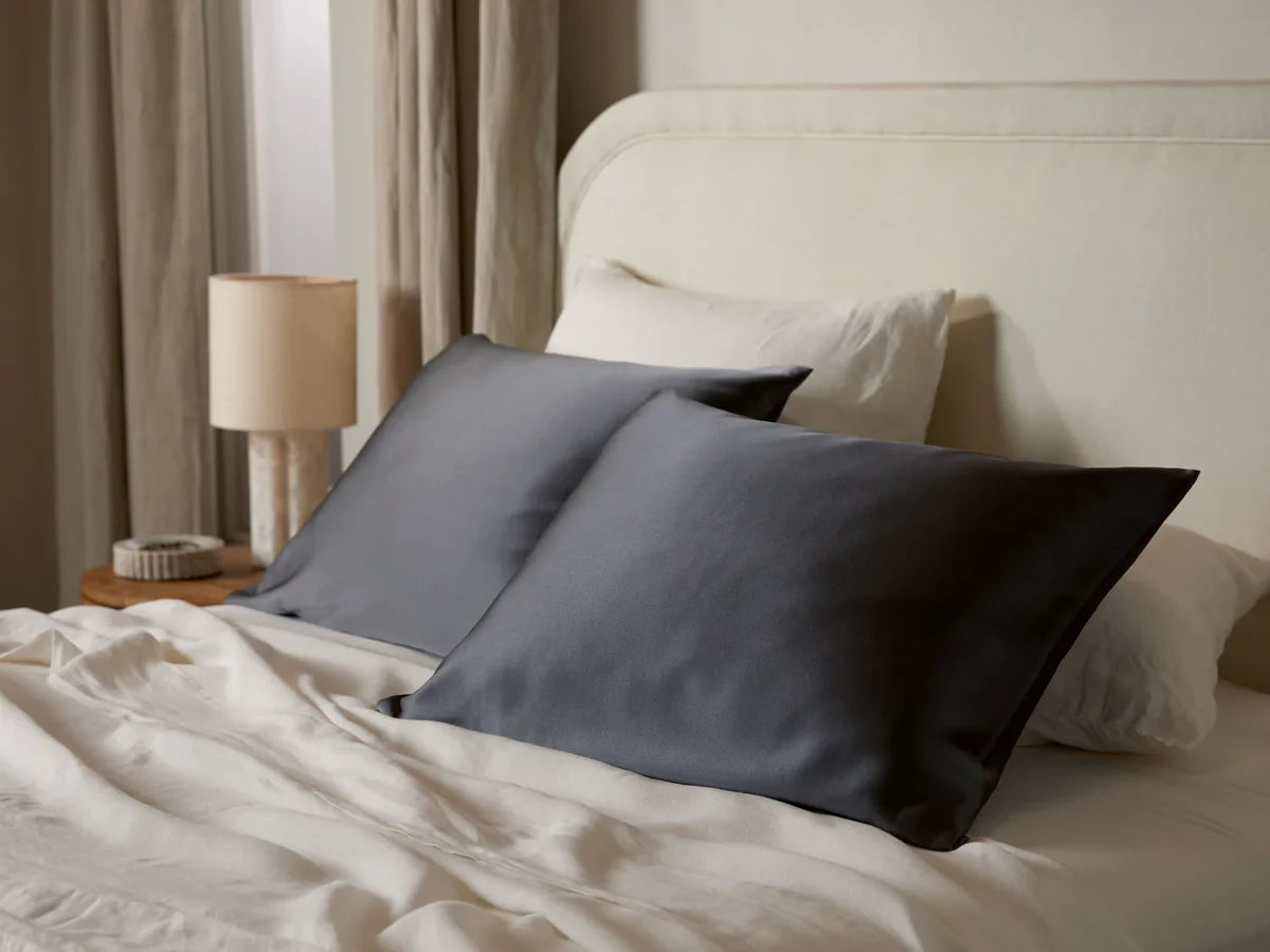 ORAVA Mulberry Silk Pillowcase
